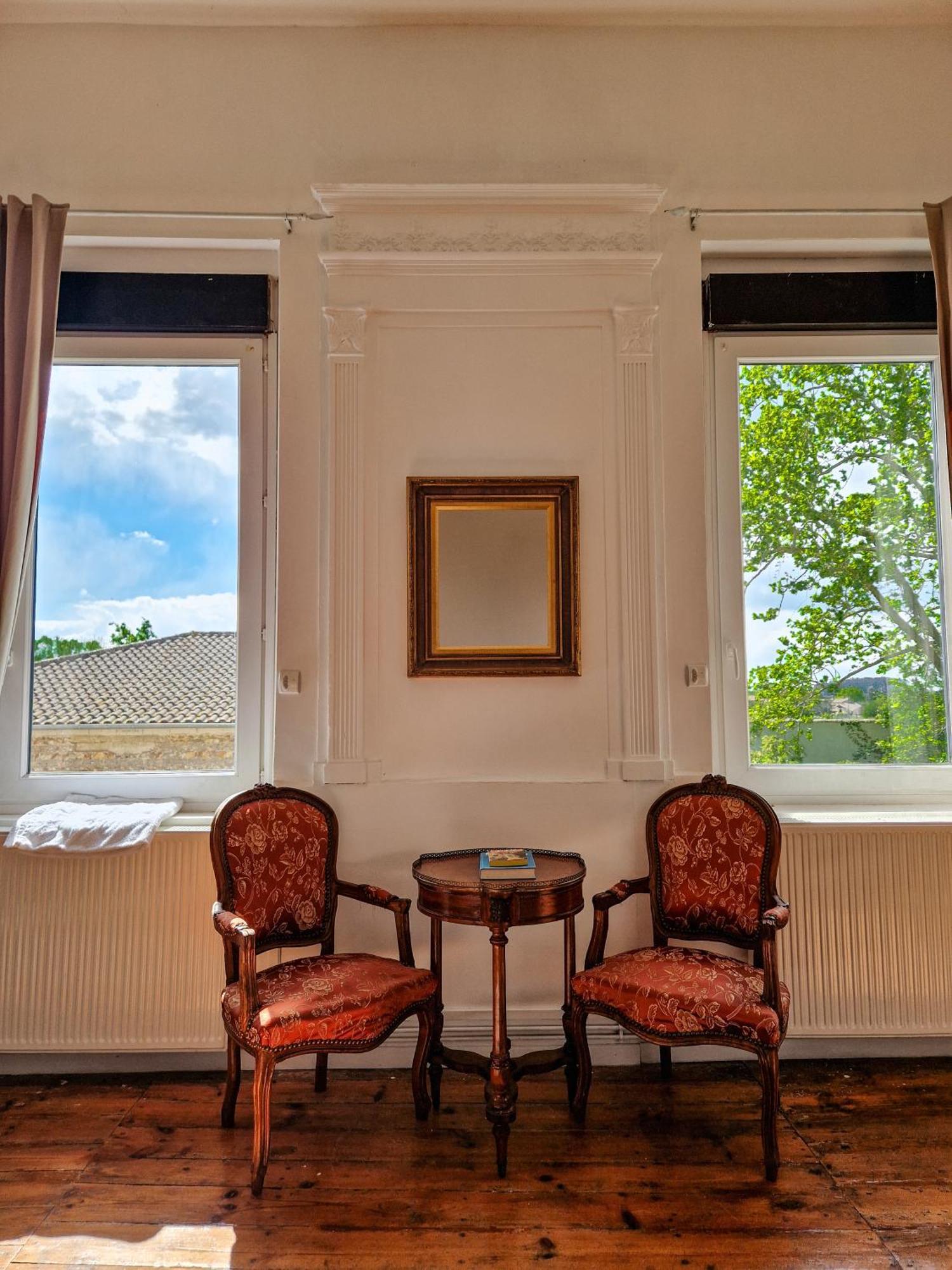 Le Manoir De Lisle Hotel Buitenkant foto