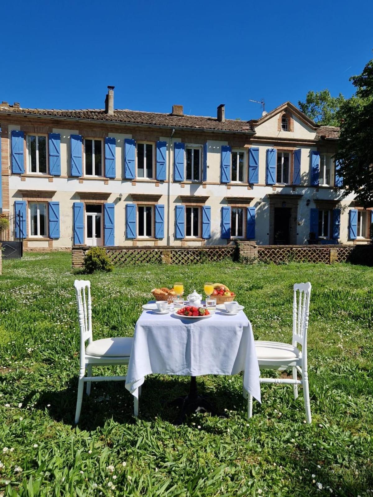 Le Manoir De Lisle Hotel Buitenkant foto